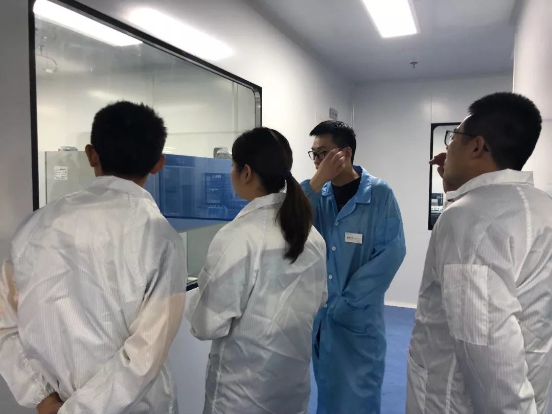 yi-2.webp.jpg